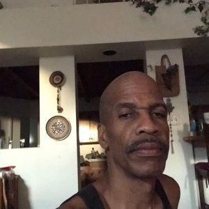 Meet your Posher, Carl